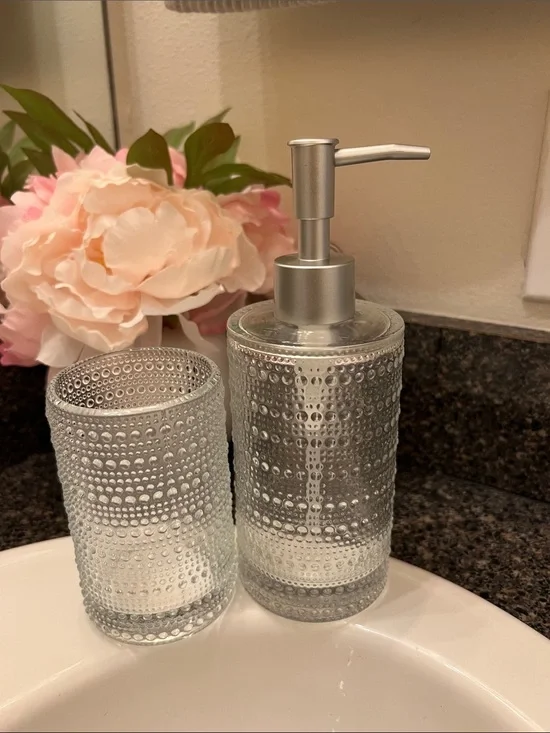 Classic  NWOT Glass soap and glass set pebbled finish