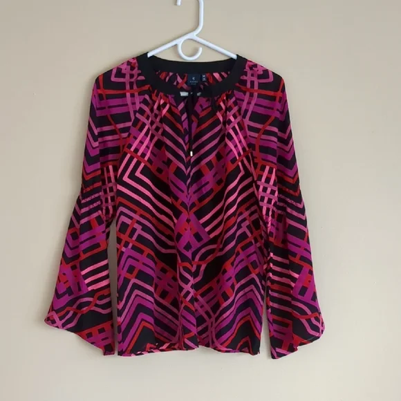 Medium Kaari Blue Top Geometric Print Shirt Black Pink Red Bell Sleeve Top