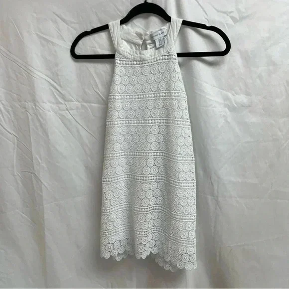Antibes Blanc Women’s Size M White Sleeveless lace Blouse