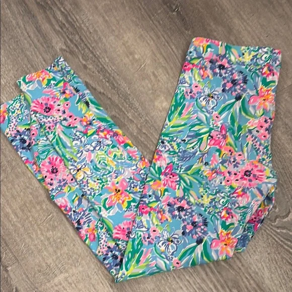 Lilly Pulitzer Blue and‎ Pink Floral Leggings XL 12/14 kids