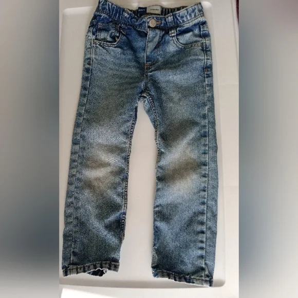 Old Navy Straight Leg Jeans