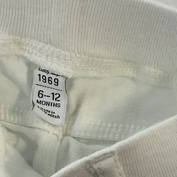 Baby Gap White Jeans  6-12 Months