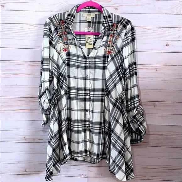 Vintage America Blues Embroidered Plaid  Button Down Shirt