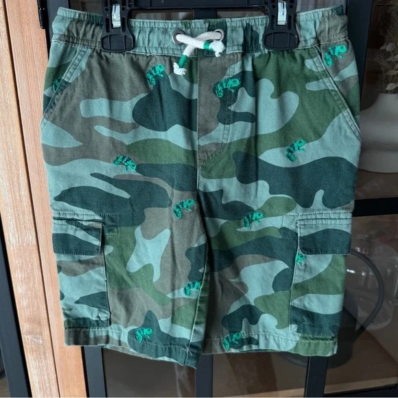Mini Boden embroidered camo shorts iguanas chameleons boys cargo