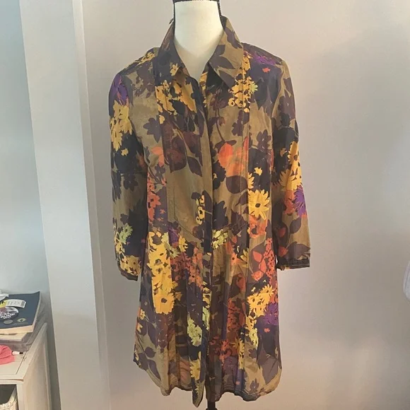Coldwater creek button up tunicblouse silk and cotton. Blend