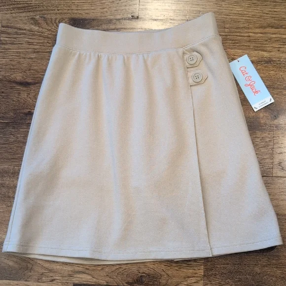 Girls Cat & Jack beige uniform skort L(10/12)