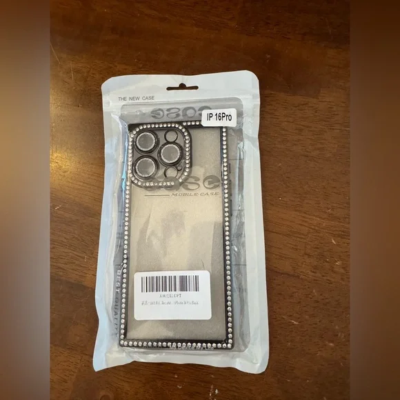 NWT IPhone‎ 16 Pro case bling clear