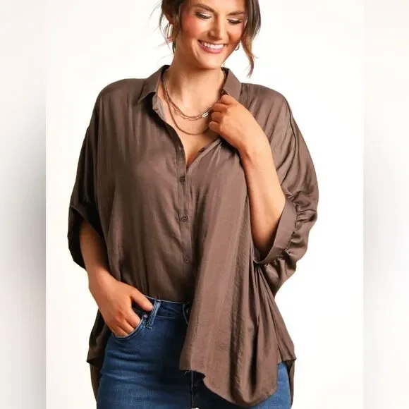 MOD on Trend, A Fresh look Oversized, satin button down blouse,color cocoa, sz S