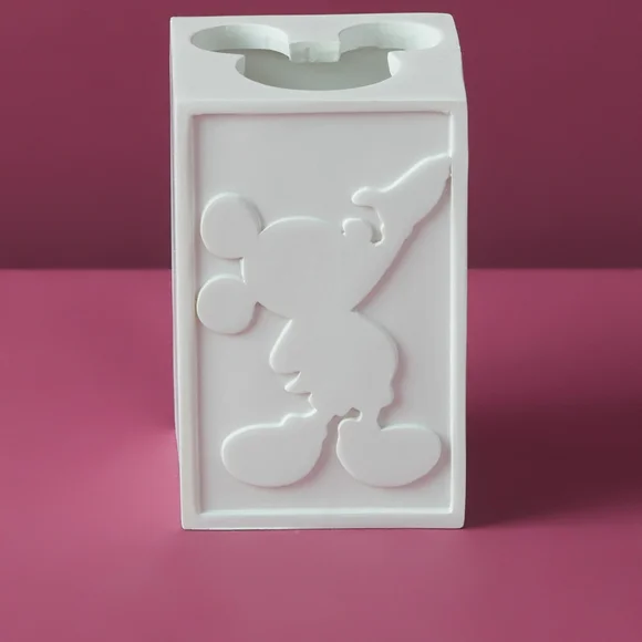 NWT Disney Mickey Mouse Cutout White Silhouette 4 Inch Debossed Figure Tumbler