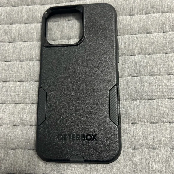 OtterBox Black Commuter IPhone 15 Pro Max Case