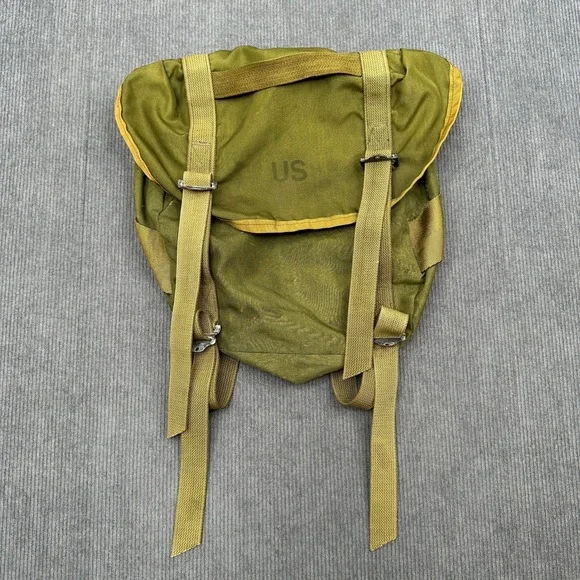 Vintage US Army Field Pack Olive Drab Canvas Combat Bag US Stamped 1214