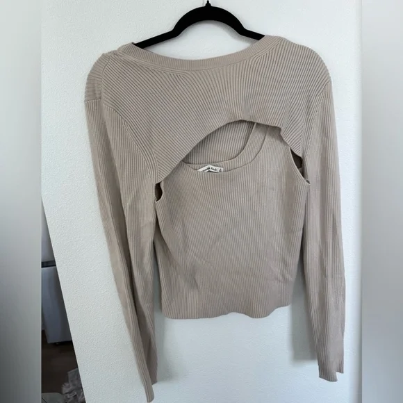 Abercrombie & Fitch Two Piece Ribbed Sweater Tank with Sleeves