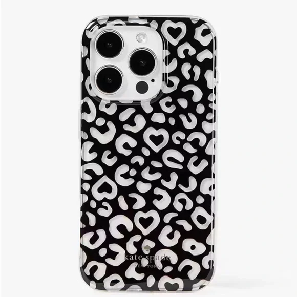 NIP♠️🆕Kate Spade ♠️ 🆕 Graphic Leopard Heart Print iPhone 15 Pro Case🐆♠️