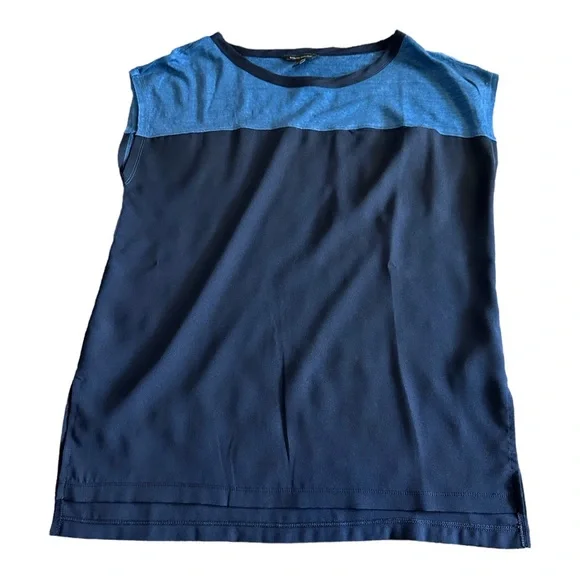 Banana Republic blue two tone sleeveless linen blouse front pocket small