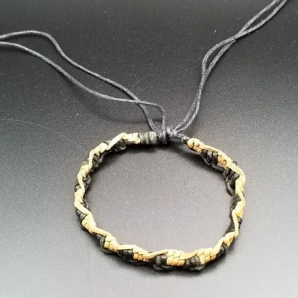 Witchy nights braided bracelet. B336
