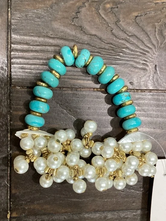 Turquoise and Pearl Cluster Bracelet - Unbranded