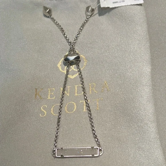Bar Pendant Silver Bracelet