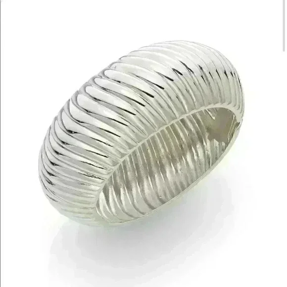 𝅺saks Fifth Avenue Ribbed Cuffed Bracelet