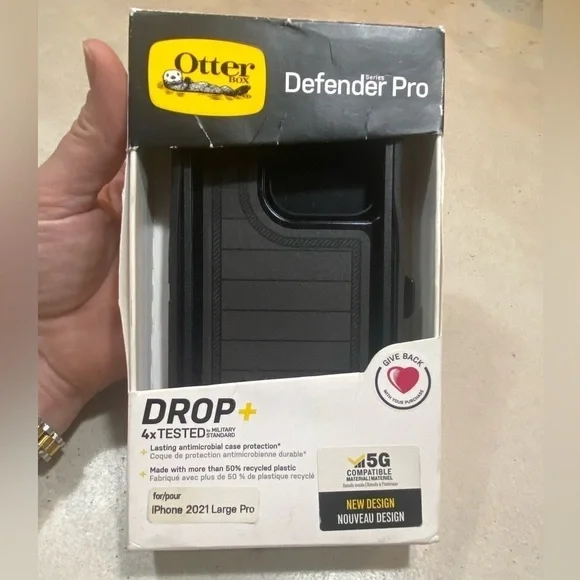 Otter Box Defender Pro NEW IN BOX phone protector case iPhone 2021 large pro
