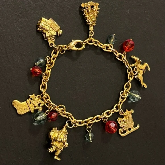 Vintage Gold Tone Christmas Beaded Charm Bracelet