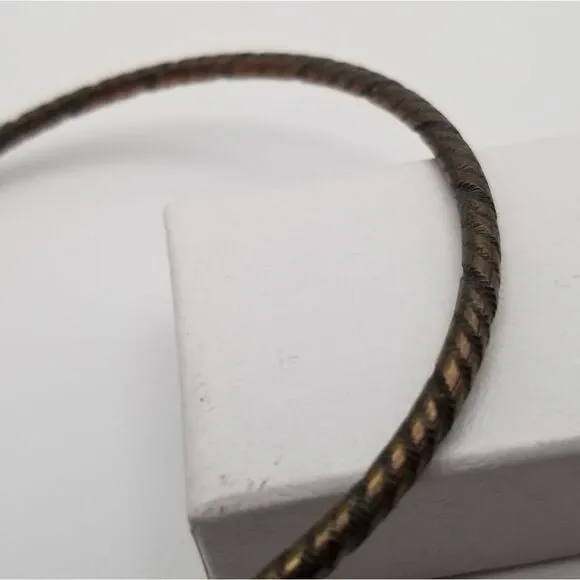Dapper twist southern bracelet. B636