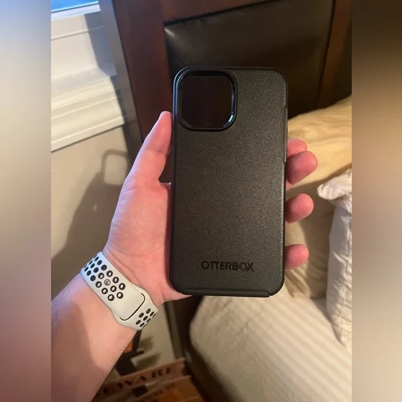 iPhone 12 Pro Max & iPhone 13 Pro Max Black OtterBox Symmetry Series Case