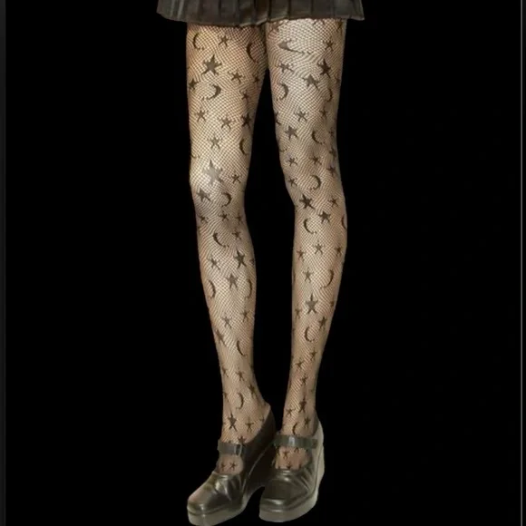 🔥4/$20 NWT Claire’s Fishnet Stars and Moon Pantyhose - size M/L