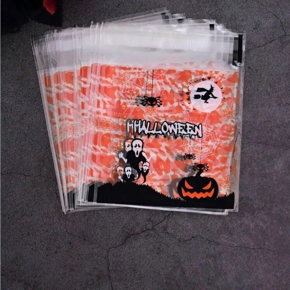 Halloween Party Favor Bags - Orange and Black Medium (25 pieces)