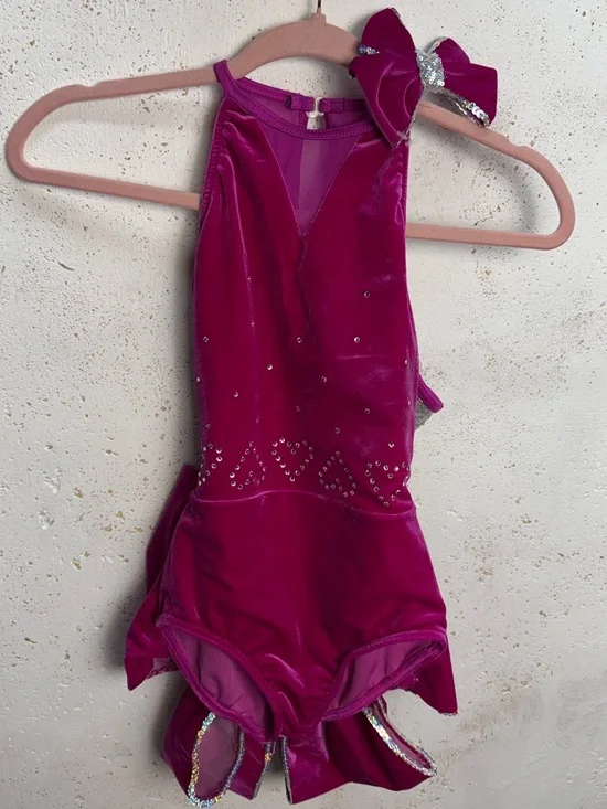 Weissman Dance Costume Magenta Velvet Bow Kids Leotard Pink Size Intermediate