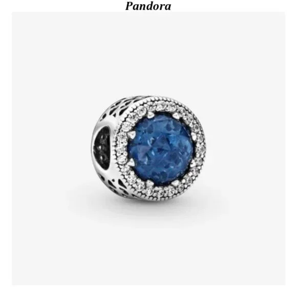 Pandora sparkling dark blue charm