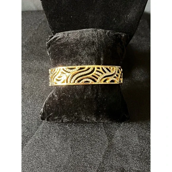 Gold Tone Bangle Bracelet‎ Openwork Design with Clear Rhinestones