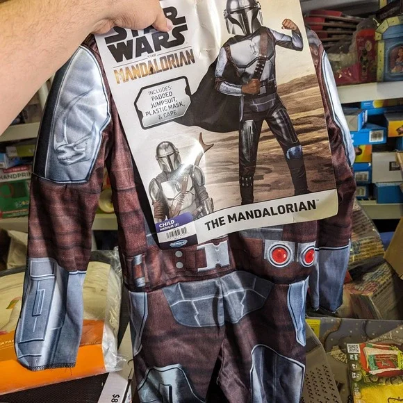 STAR WARS Mandalorian Child Halloween Costume Size Med. 8-10‎ Disney NWT