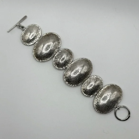 Hammered Medallion Link Bracelet