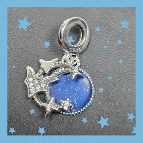 🎃‎ Bats Flying in a Starry Night Charm in 925 Silver (NWOT)