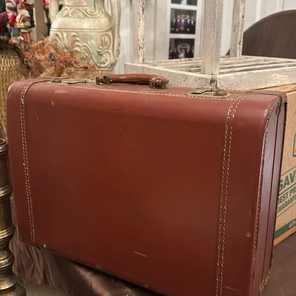 Vintage  Brown Leather  Bag