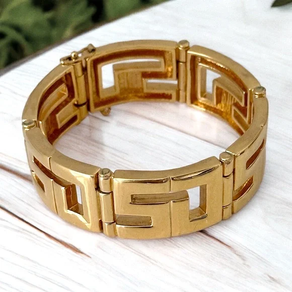ST JOHN Vintage Logo Gold Plated Bracelet RARE