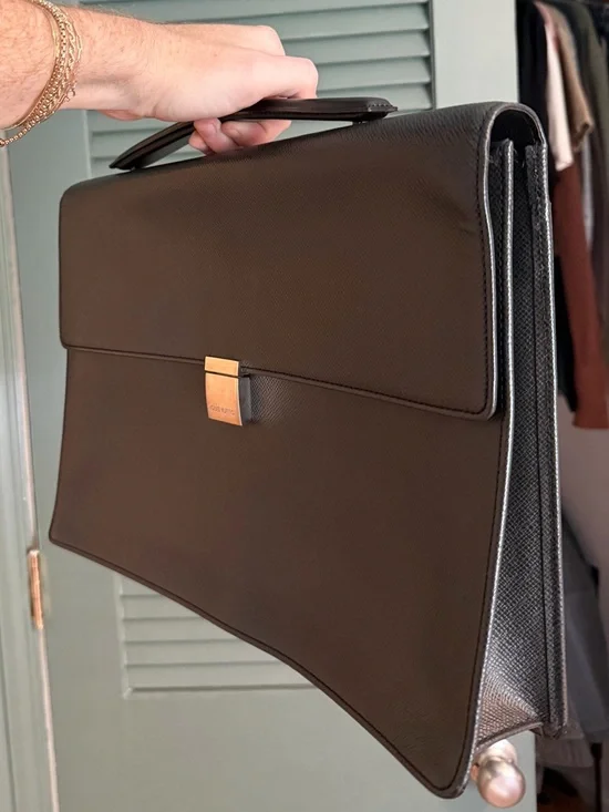 Louis Vuitton Taiga Leather Porte-Document Angara Briefcase