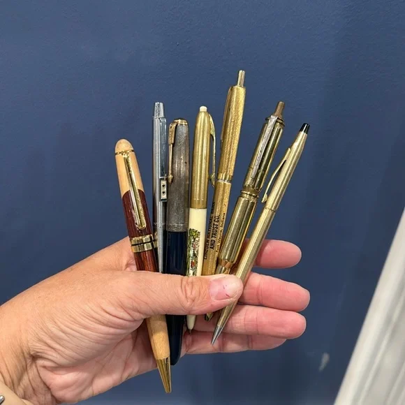Vintage pen lot 7-Parker, Paprer Mate double heart, advertisement, Germany, wood
