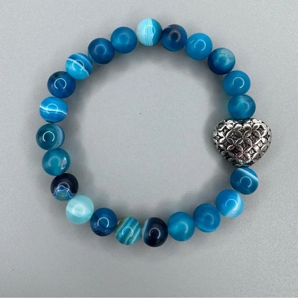 HAND CRAFTED Blue Agate Stretch Bracelet 6.5” Beaded Gemstone Silver Heart NWT