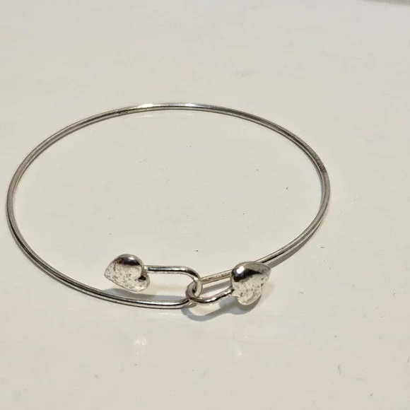 Italy 925 Sterling Silver Interlocking Heart Hook Bangle Bracelet 2.5 Inch6g