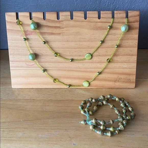 Vintage 1990s Rolled Paper Beaded Bracelet with necklace