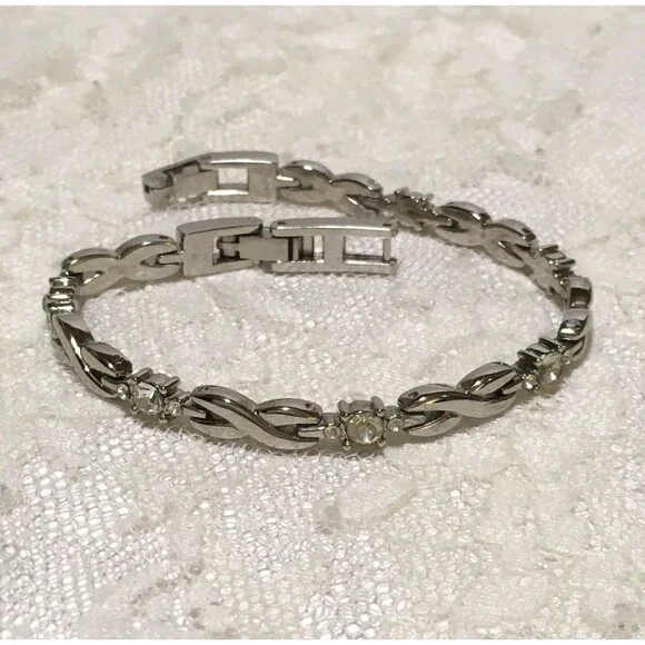 Vintage Anne Kein Chain Bracelet Silver Tone Rhinestone Accents Fold over clasp