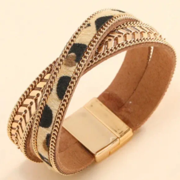 NEW Animal Print Leopard Cheetah Print Gold-Tone‎ Magnetic Bracelet-(#0261)