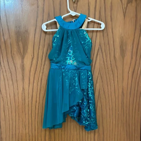 REVOLUTION UEC Girls Size XSC (extra small/4-5)Teal Emerald Sequin Dance Costume