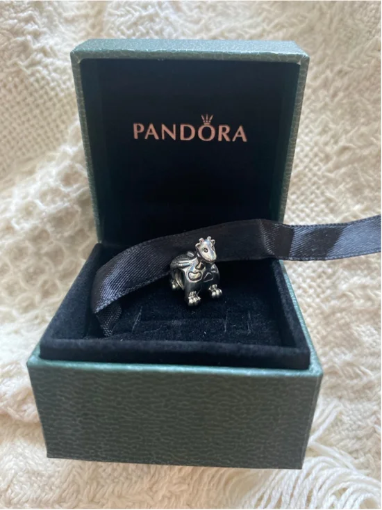 Pandora Rare Winiper Staff Exclusive Charm – New