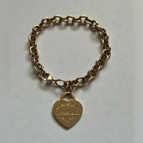 Tiffany & Co. Rose gold Bracelet with medium Heart charm