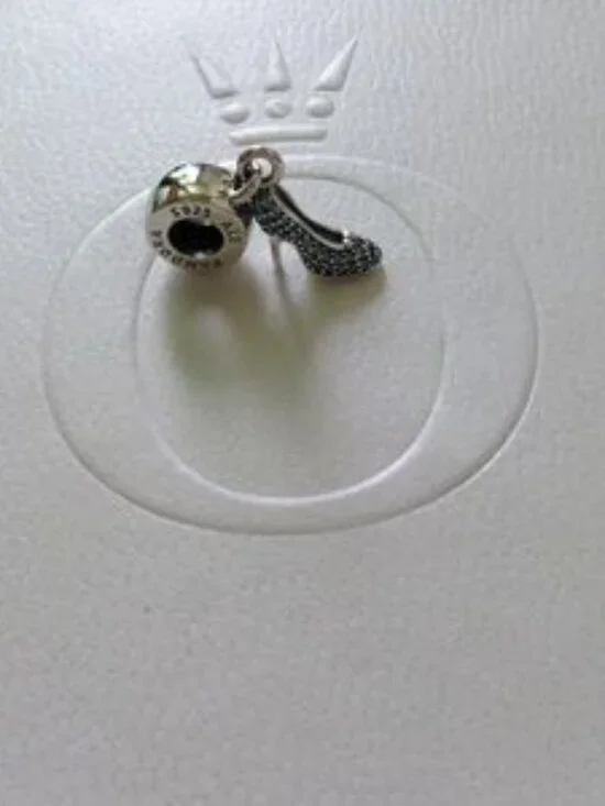 Pandora Disney Cinderella's Sparkling SlipperCharm