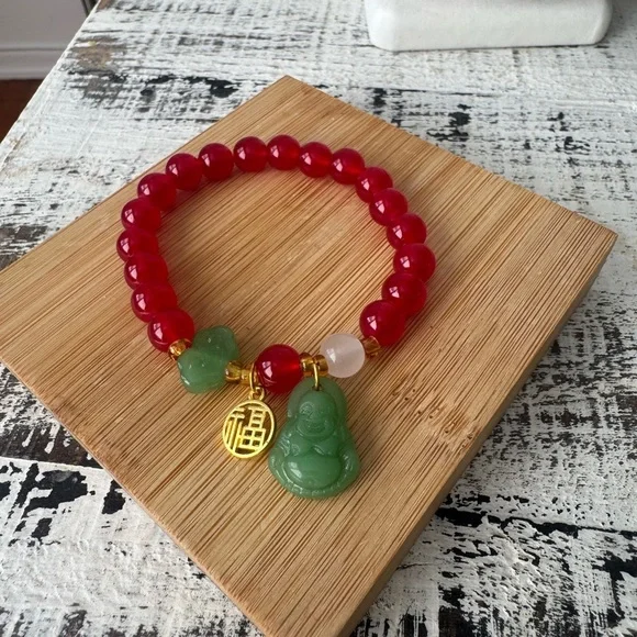 Red and Green Beaded Bracelet with Gold Charm
