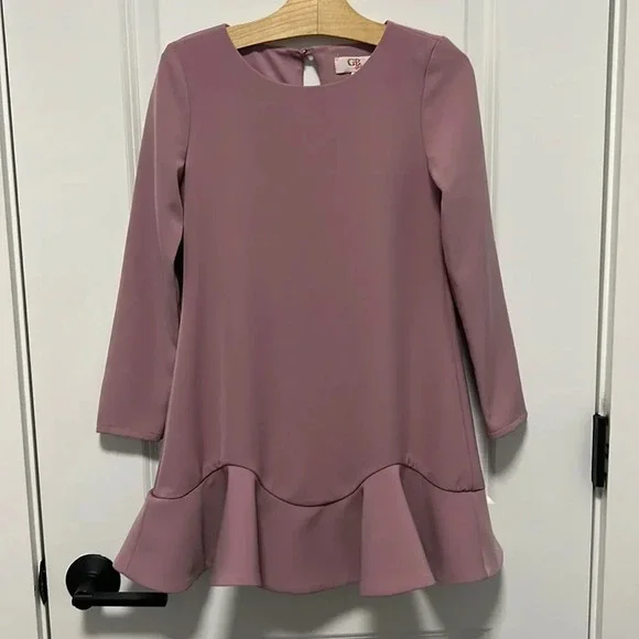 Gianni Bini Girls blush pink dress long sleeves flutter bottom size Small