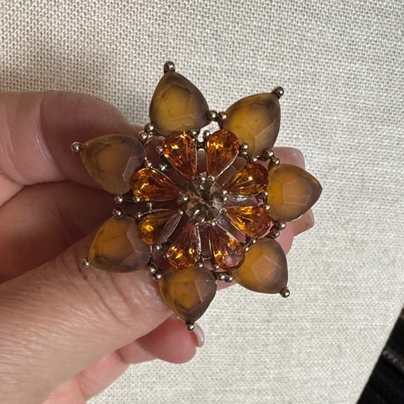 Vintage Multi-Layer Glass Floral Brooch